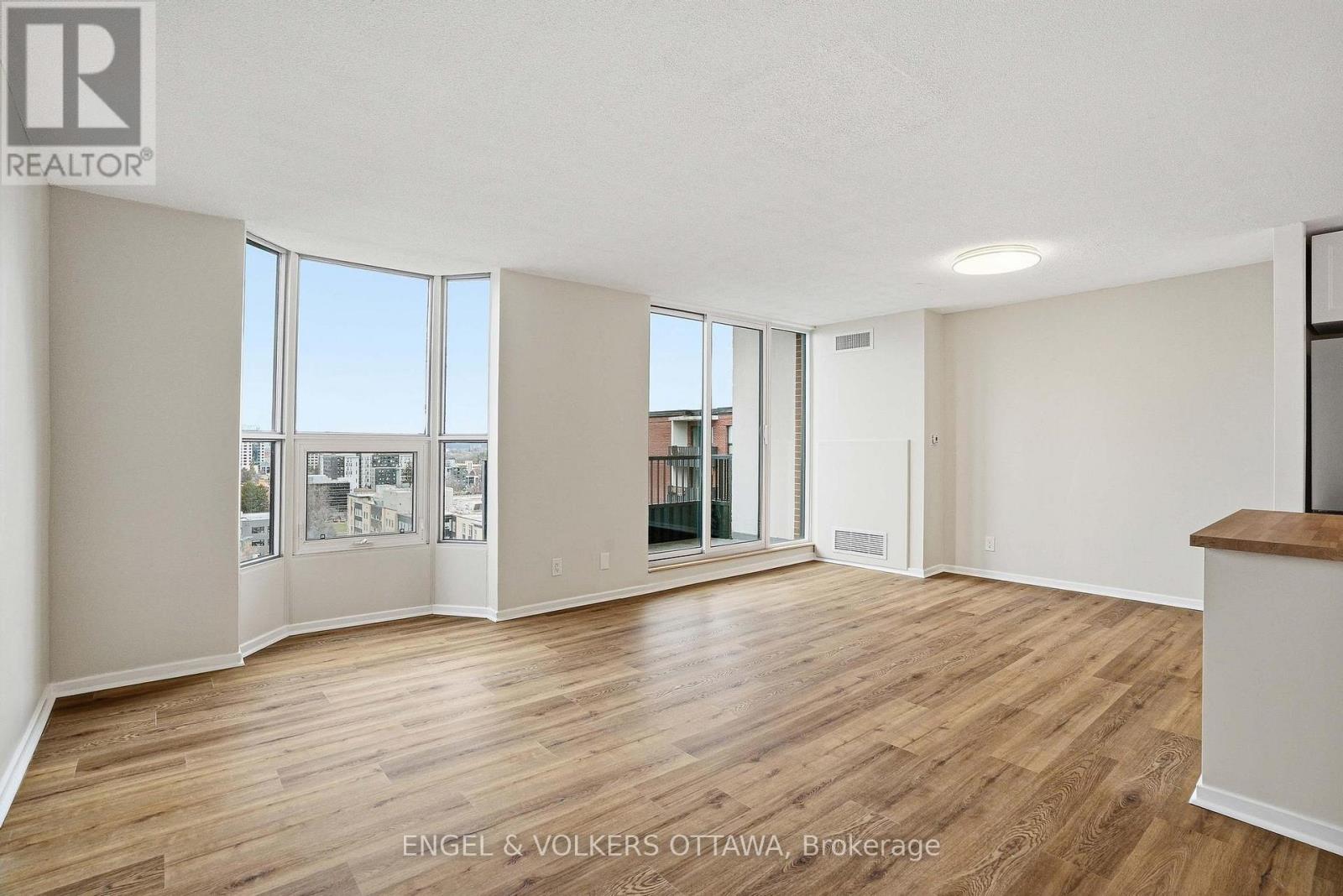 1215 - 2951 Riverside Drive, Ottawa, Ontario  K1V 8W6 - Photo 14 - X12593330