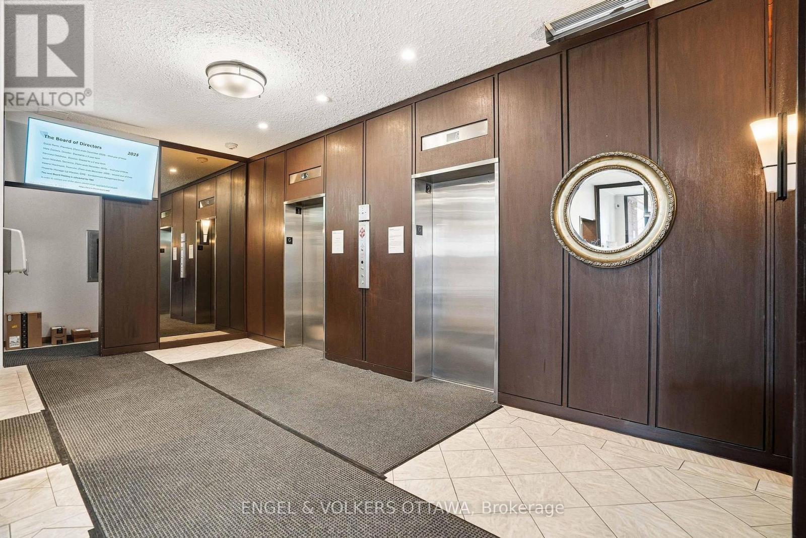 1215 - 2951 Riverside Drive, Ottawa, Ontario  K1V 8W6 - Photo 4 - X12593330