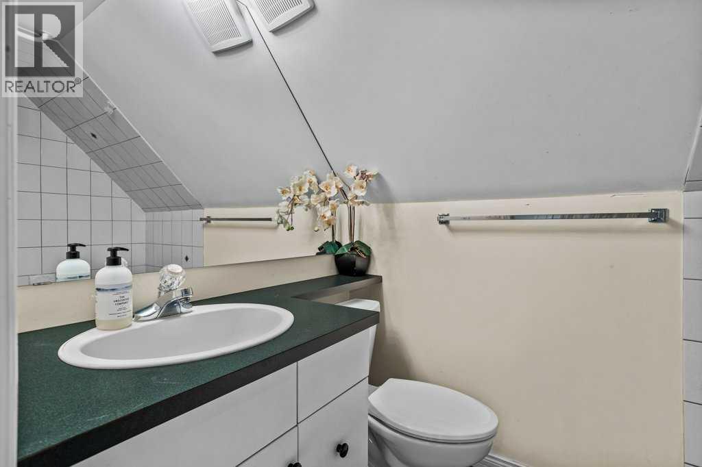 18 Canyon Road, Canmore, Alberta  T1W 1G3 - Photo 39 - A2255390