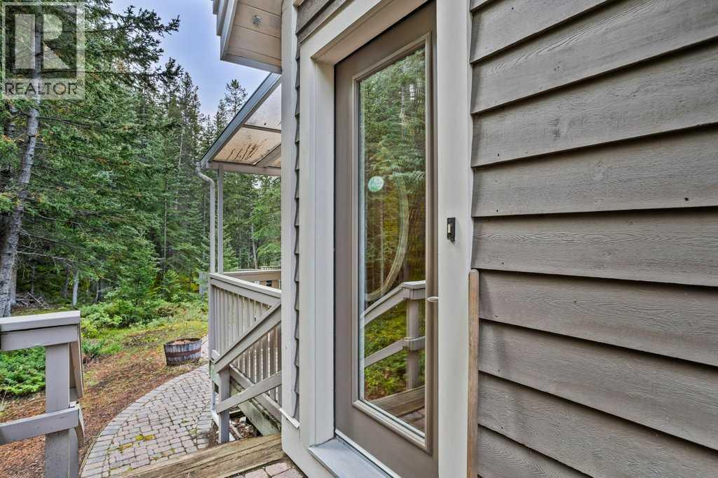 18 Canyon Road, Canmore, Alberta  T1W 1G3 - Photo 33 - A2255390
