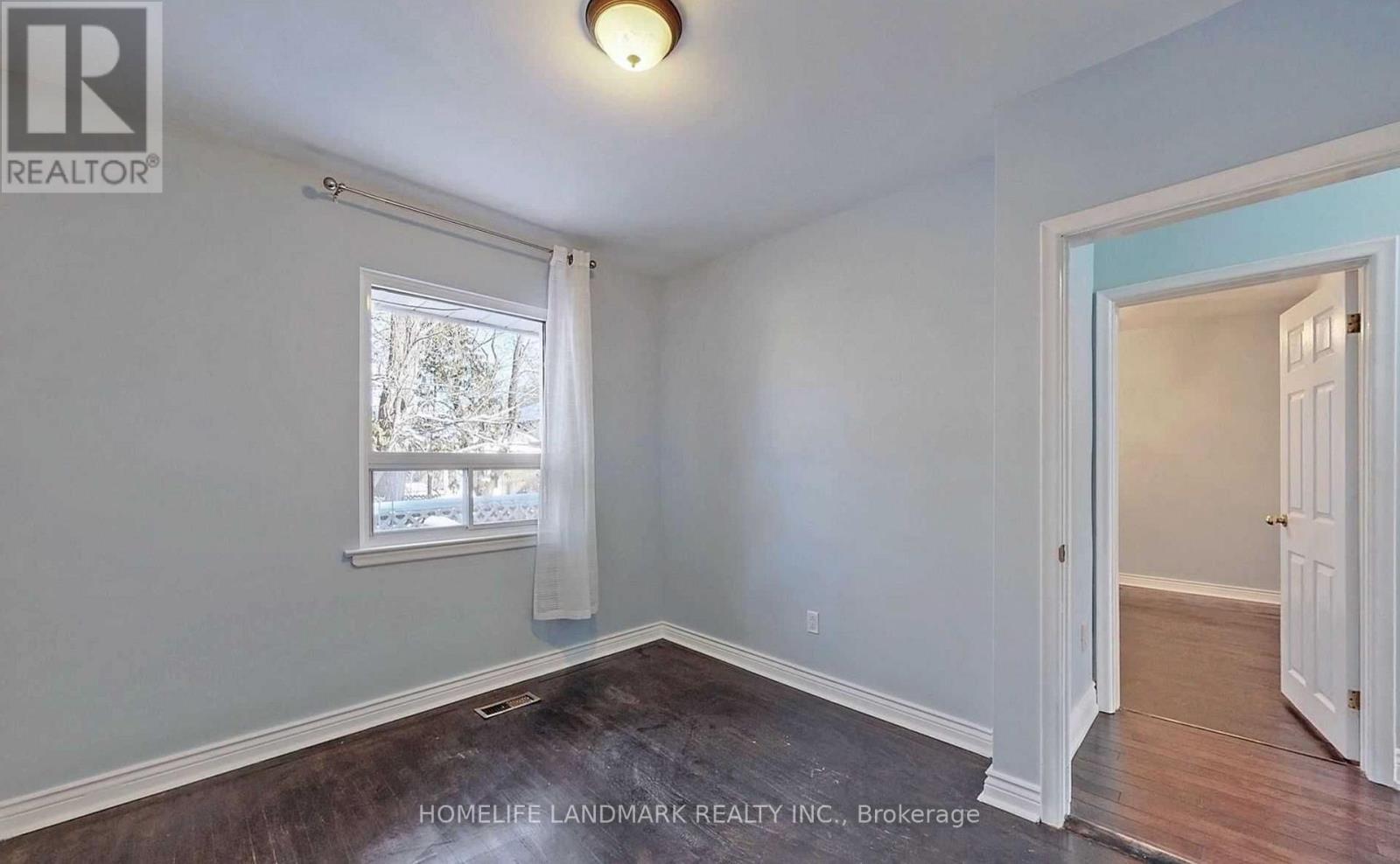 381 Osiris Drive, Richmond Hill, Ontario  L4C 2P6 - Photo 9 - N12614866