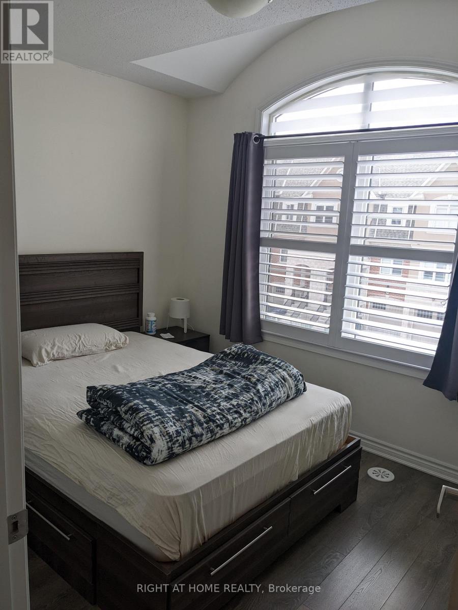 103 Howe Avenue, Toronto, Ontario  M1L 0J4 - Photo 15 - E12614822