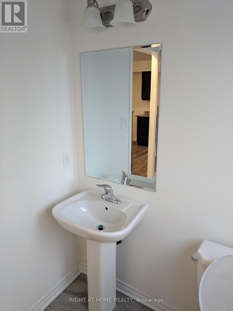 103 Howe Avenue, Toronto, Ontario  M1L 0J4 - Photo 13 - E12614822