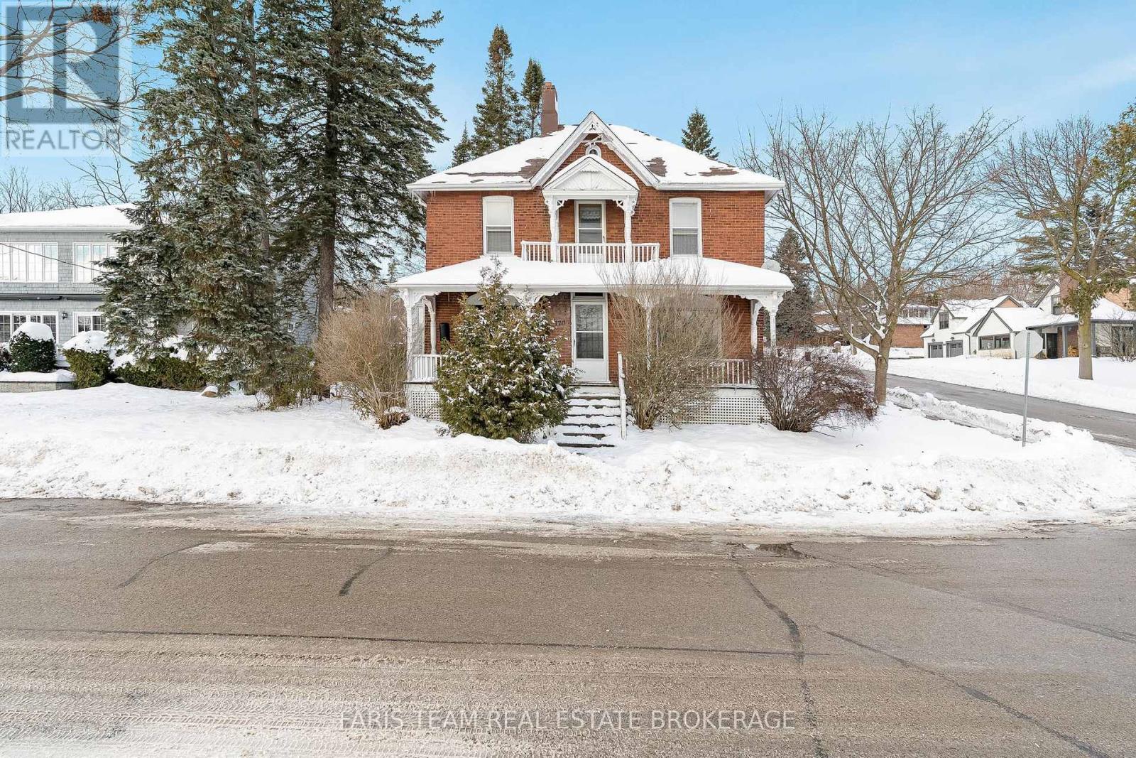 170 KEMPENFELT DRIVE, barrie (north shore), Ontario