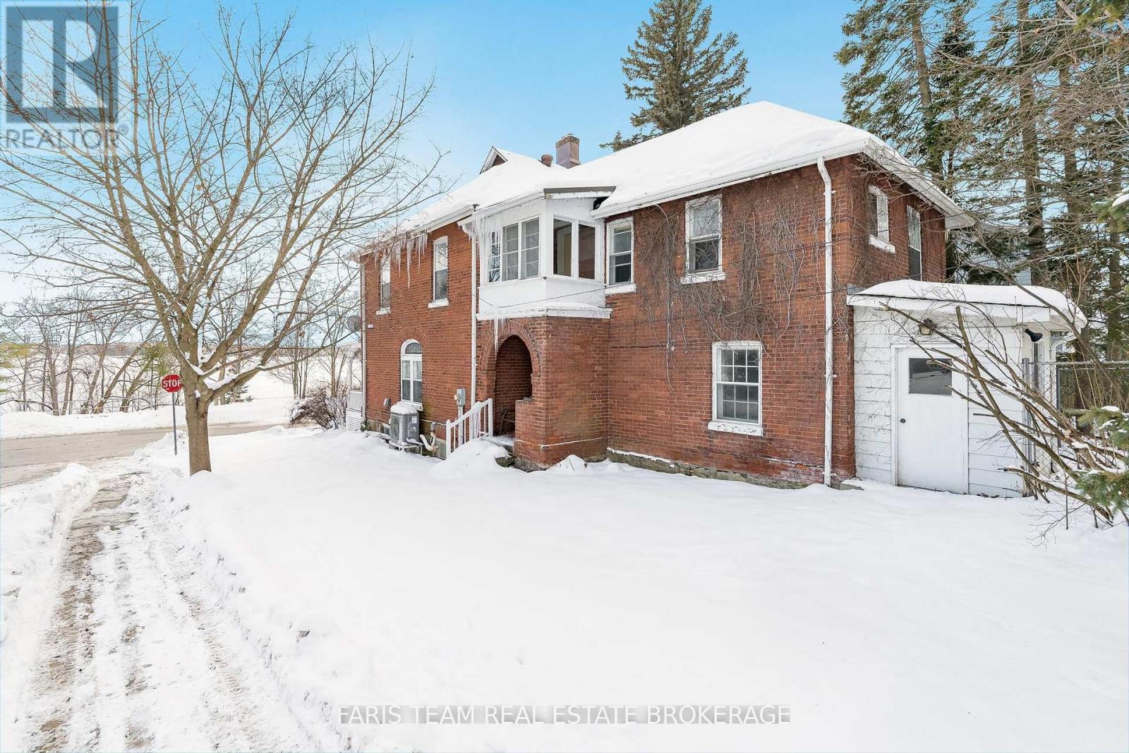 170 Kempenfelt Drive, Barrie (North Shore), Ontario  L4M 1C2 - Photo 36 - S12614874