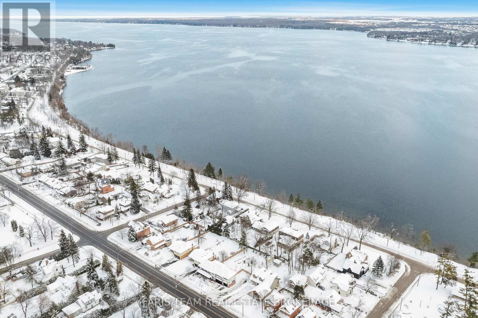 170 Kempenfelt Drive, Barrie (North Shore), Ontario  L4M 1C2 - Photo 40 - S12614874