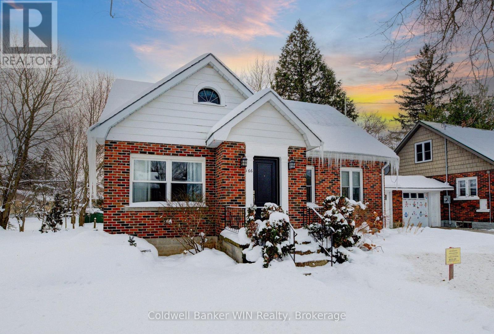 166 BIRMINGHAM STREET E, Wellington North, Ontario