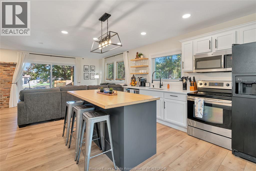 255 Edward Road, Lakeshore, Ontario N0R 1S0 - Photo 4 - 25031490