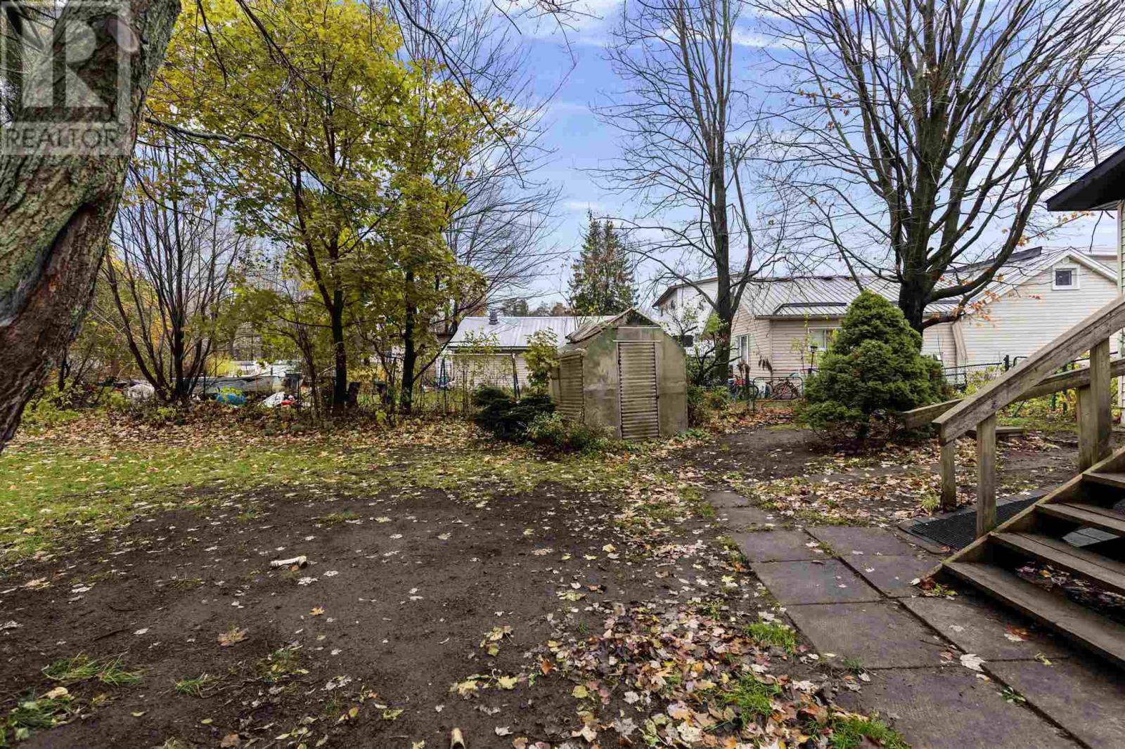 364 Chambers Ave, Sault Ste. Marie, Ontario P6A 4W5 - Photo 37 - SM253212