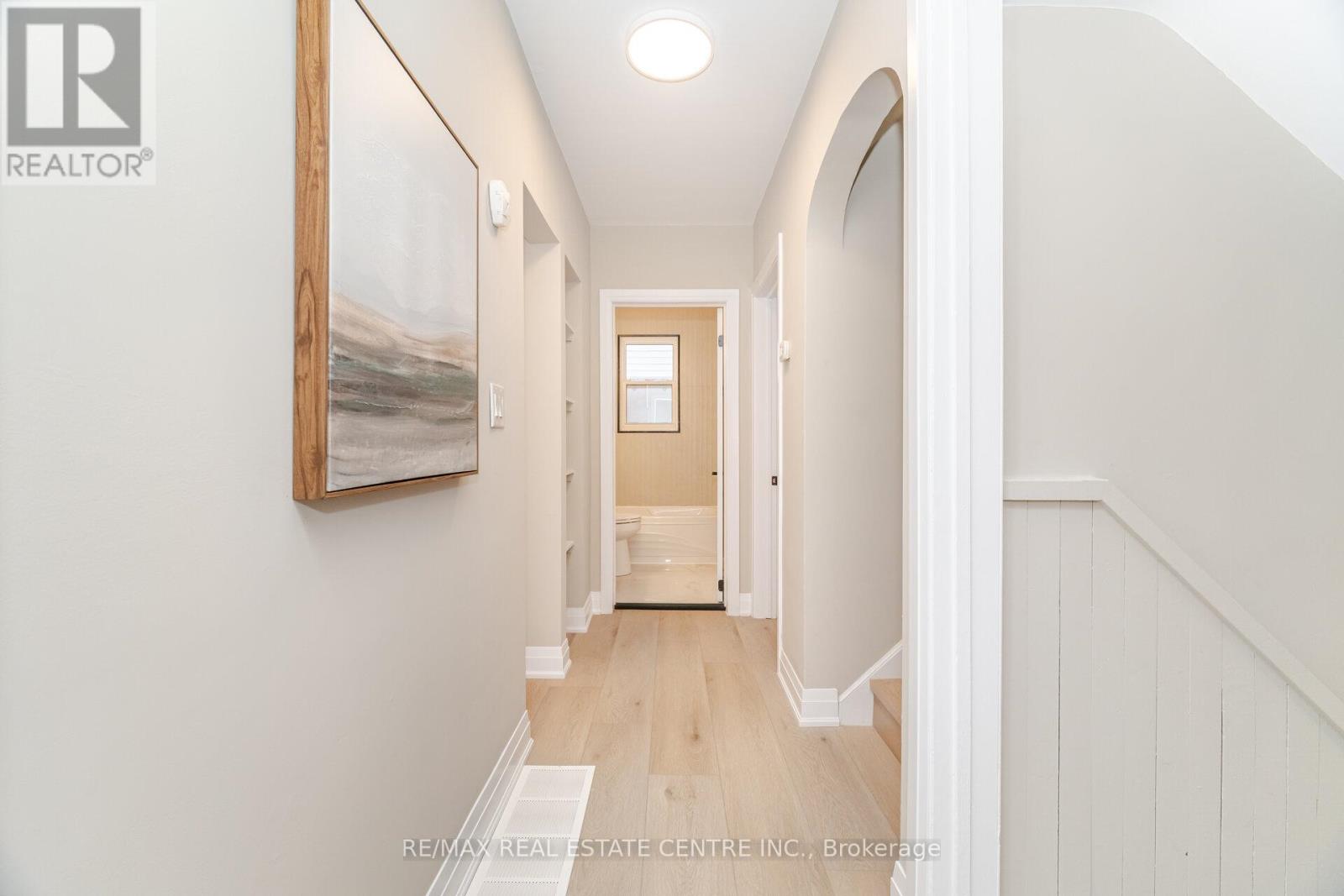 635 Queensdale Avenue E, Hamilton, Ontario  L8V 1L8 - Photo 26 - X12614860