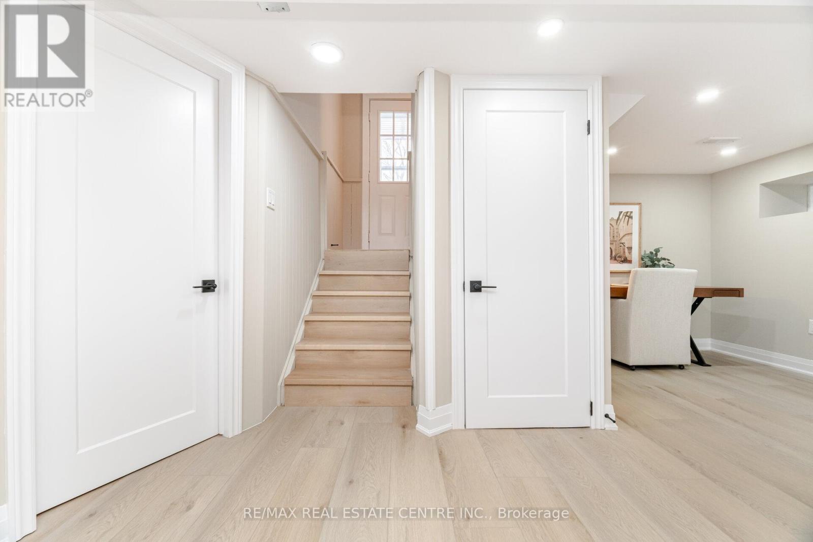 635 Queensdale Avenue E, Hamilton, Ontario  L8V 1L8 - Photo 37 - X12614860