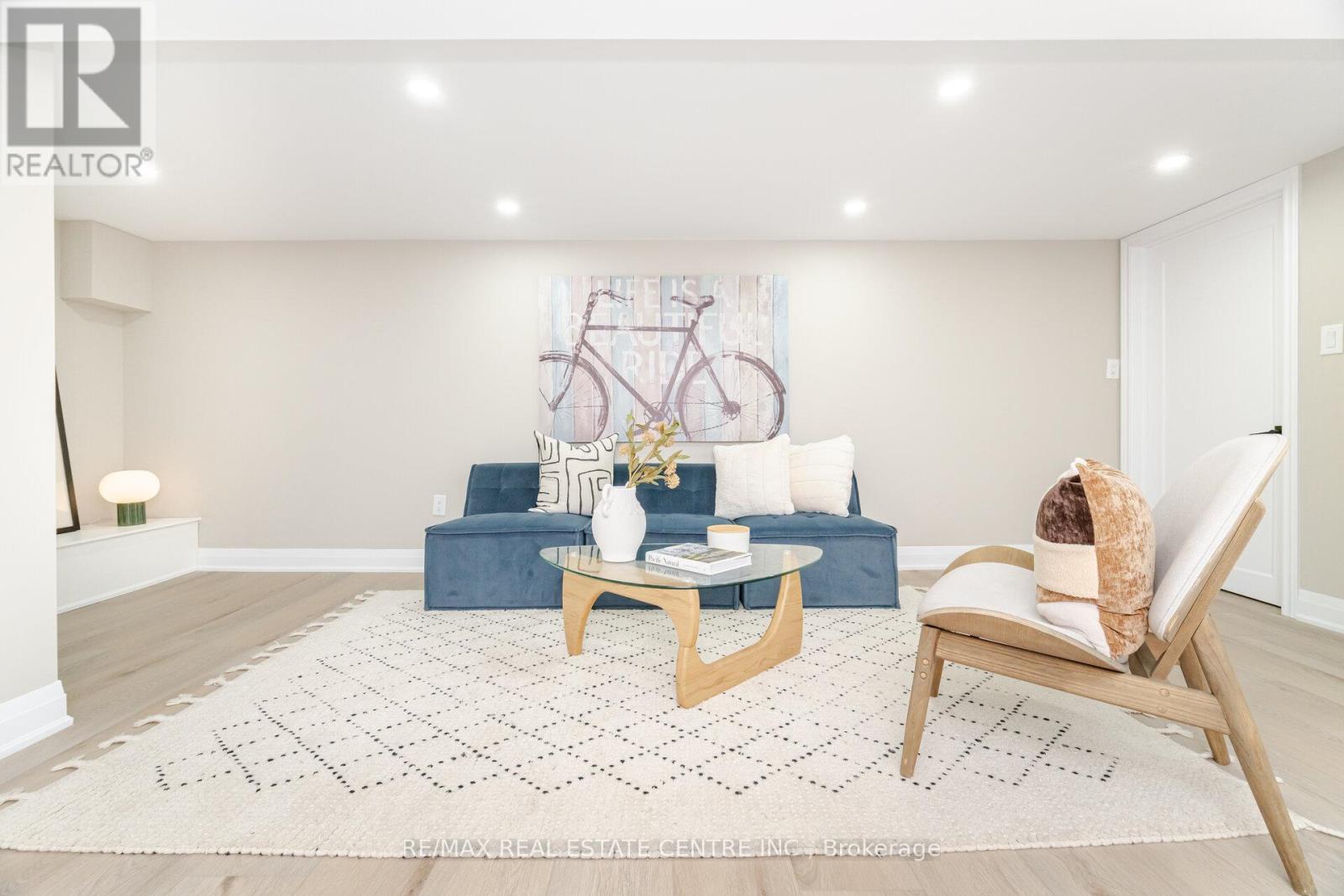 635 Queensdale Avenue E, Hamilton, Ontario  L8V 1L8 - Photo 40 - X12614860