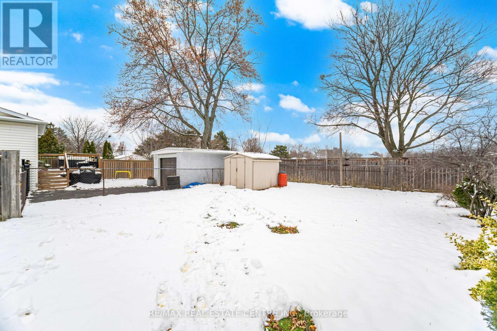 635 Queensdale Avenue E, Hamilton, Ontario  L8V 1L8 - Photo 47 - X12614860