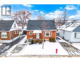 635 QUEENSDALE AVENUE E, Hamilton, Ontario