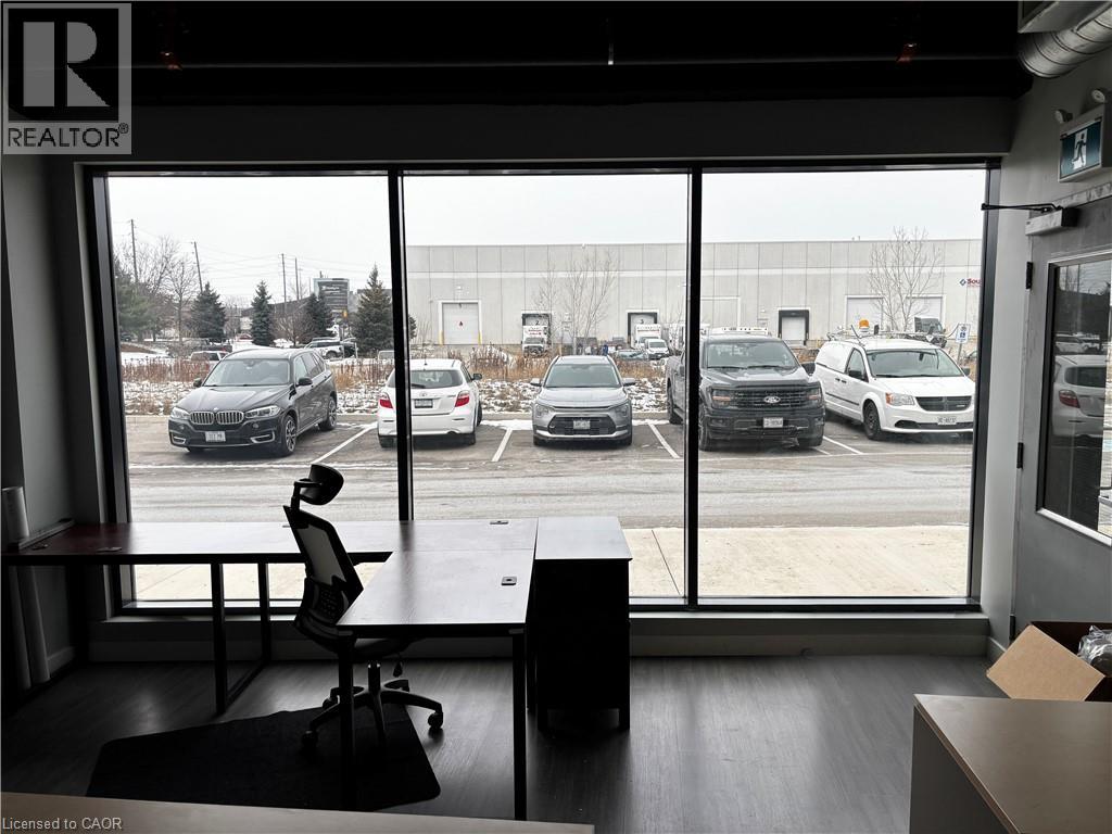 760 Laurentian Drive Unit# 26, Burlington, Ontario  L7N 3V6 - Photo 4 - 40790785