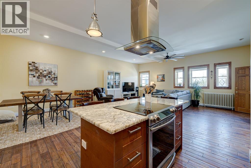 211 Main Street, Glencoe, Ontario  N0L 1N0 - Photo 2 - 25026983