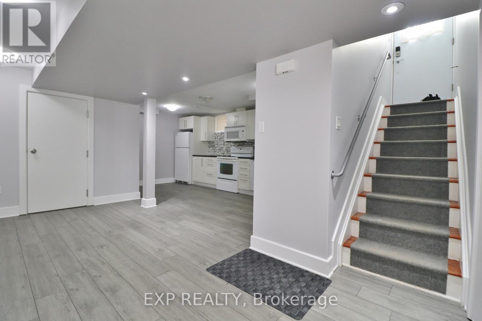 B - 1344 Avenue U Avenue, Ottawa, Ontario  K1G 0E1 - Photo 3 - X12614970