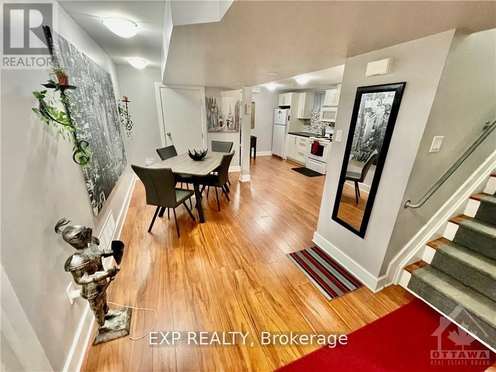 B - 1344 Avenue U Avenue, Ottawa, Ontario  K1G 0E1 - Photo 7 - X12614970