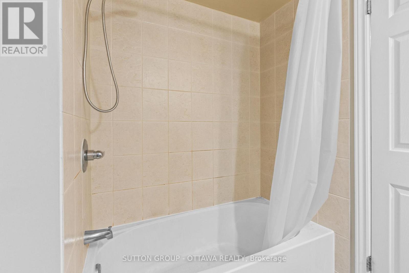 74 - 641 Louis Toscano Drive, Ottawa, Ontario K4A 0B7 - Photo 17 - X12614986