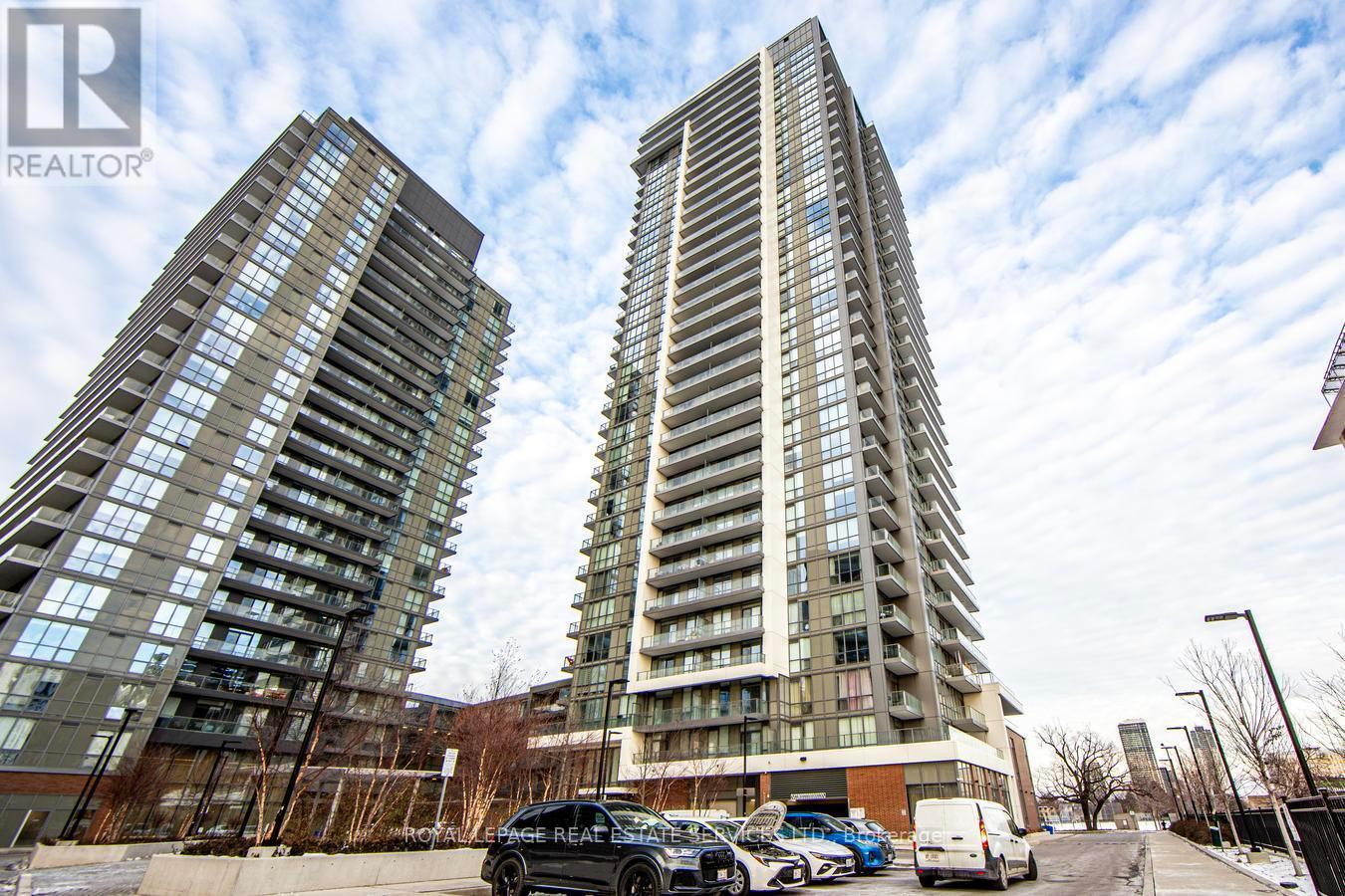 1006 - 32 FOREST MANOR ROAD, Toronto, Ontario