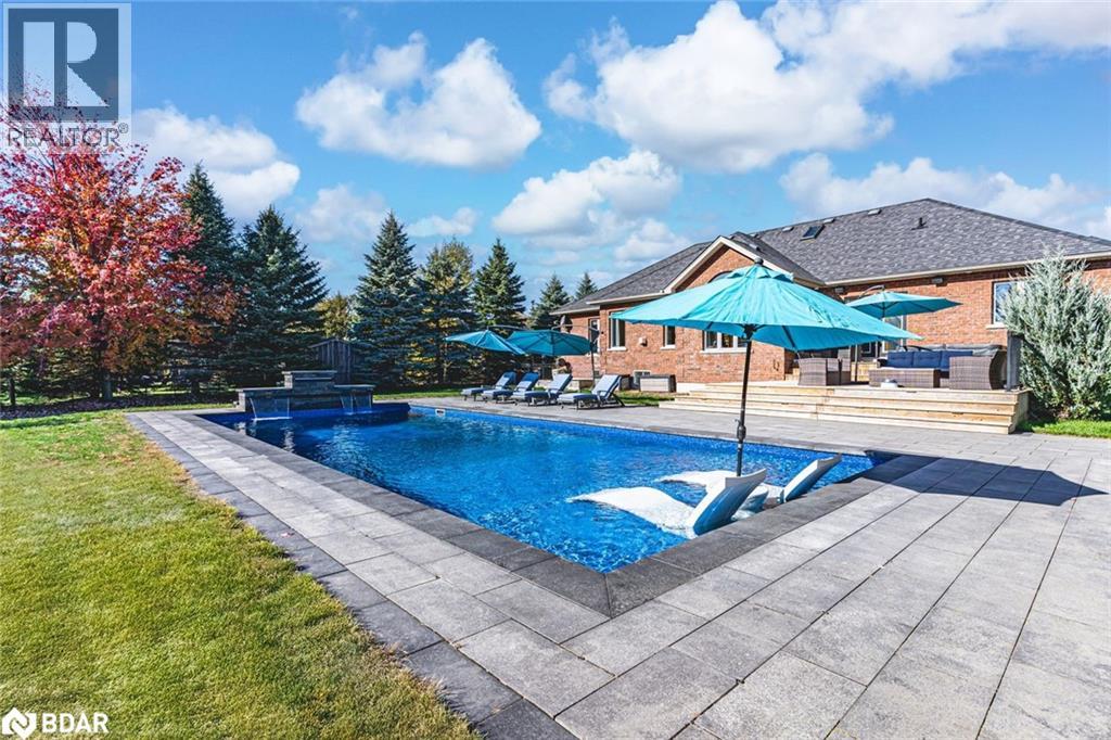 5 Munro Court, Snow Valley, Ontario  L9X 0H6 - Photo 2 - 40793255