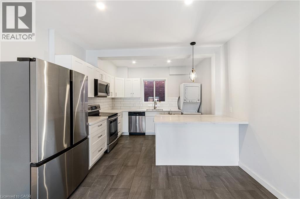 208 Mary Street, Hamilton, Ontario  L8L 4V8 - Photo 12 - 40792981