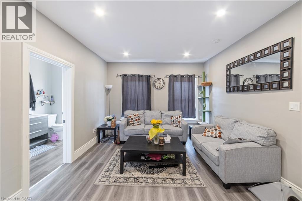 208 Mary Street, Hamilton, Ontario  L8L 4V8 - Photo 21 - 40792981