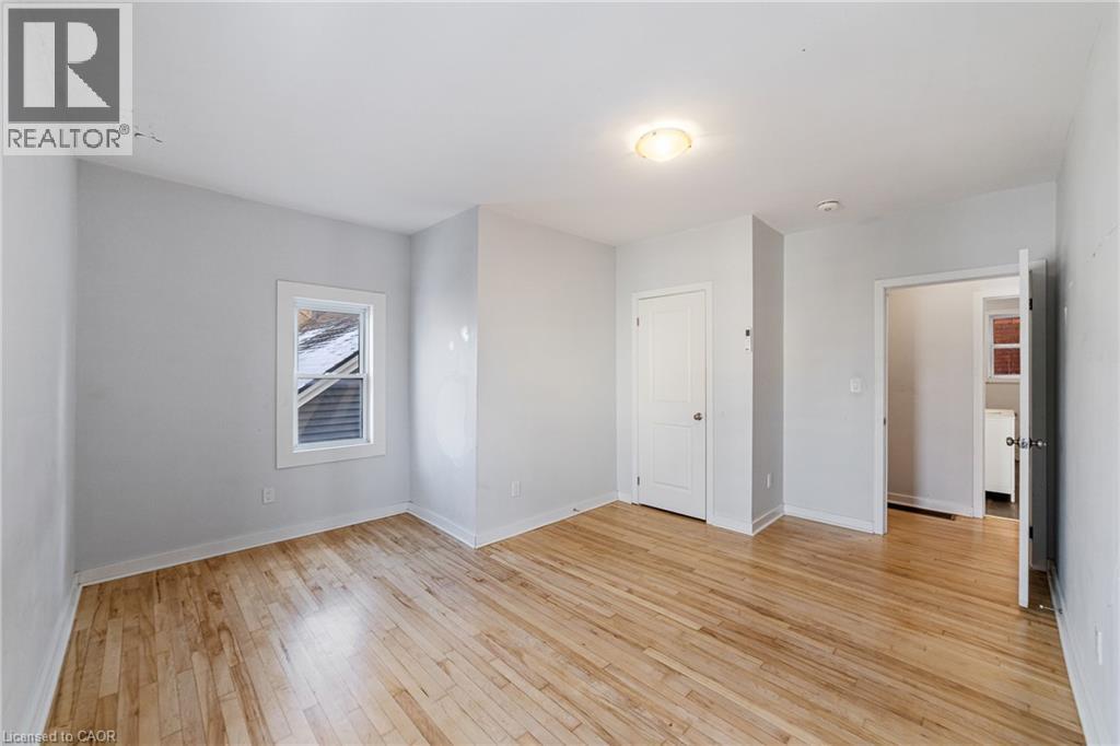 208 Mary Street, Hamilton, Ontario  L8L 4V8 - Photo 7 - 40792981