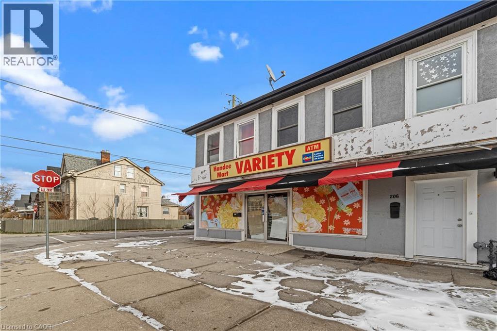 208 Mary Street, Hamilton, Ontario  L8L 4V8 - Photo 2 - 40792981