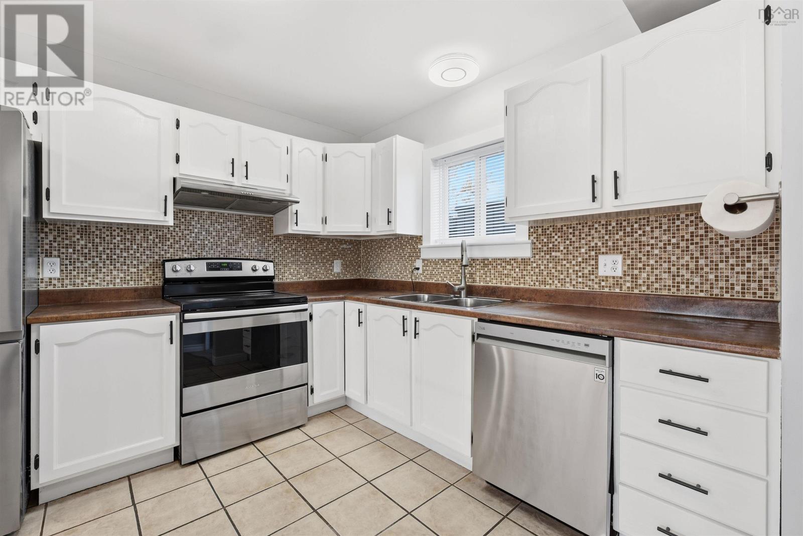 2 Kohar Court, Eastern Passage, Nova Scotia B2N 1N5 - Photo 14 - 202527478