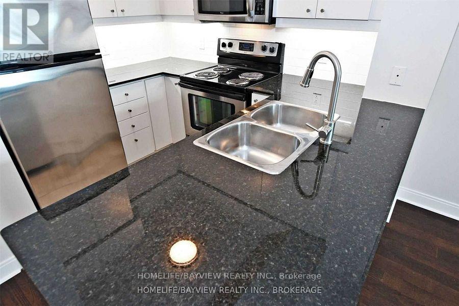 2106 - 1 Scott Street, Toronto, Ontario  M5E 1A1 - Photo 5 - C12614974