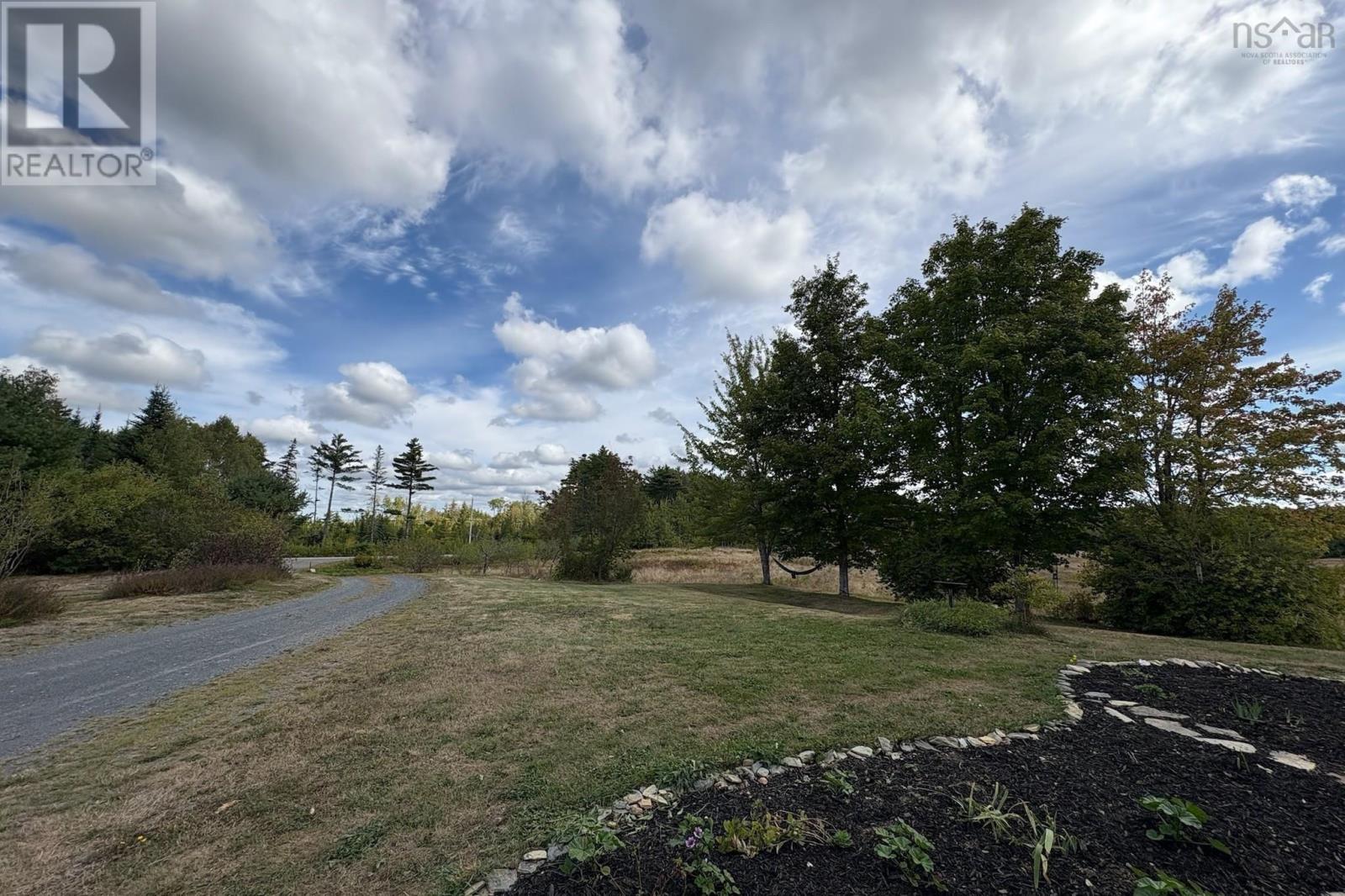 1055 Northfield Road, Northfield, Nova Scotia  B0T 1B0 - Photo 11 - 202529275