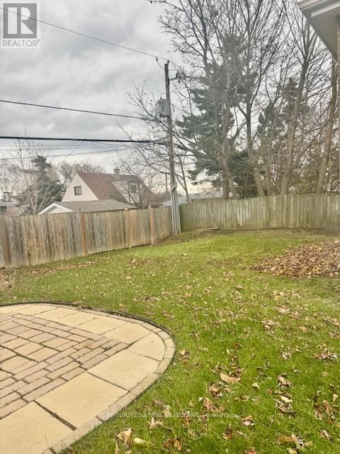 695 Annland Street, Pickering, Ontario  L1W 1A9 - Photo 13 - E12614932