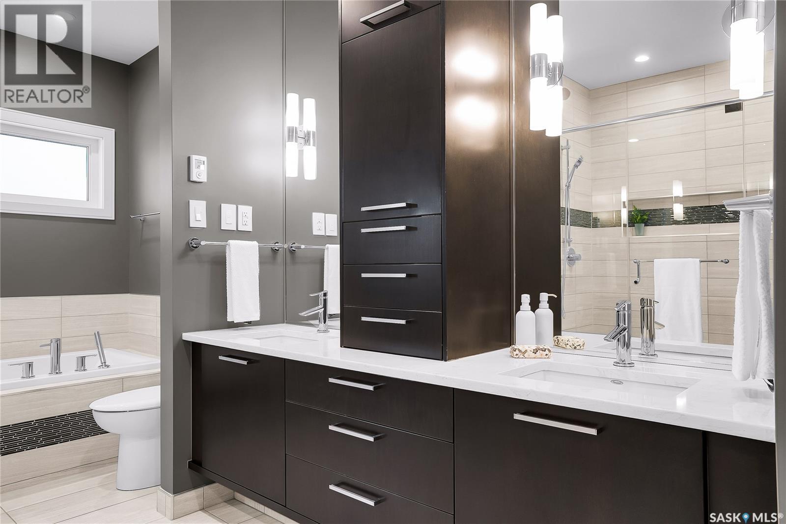 137 Gillies Bay, Saskatoon, Saskatchewan  S7V 0J8 - Photo 19 - SK025432