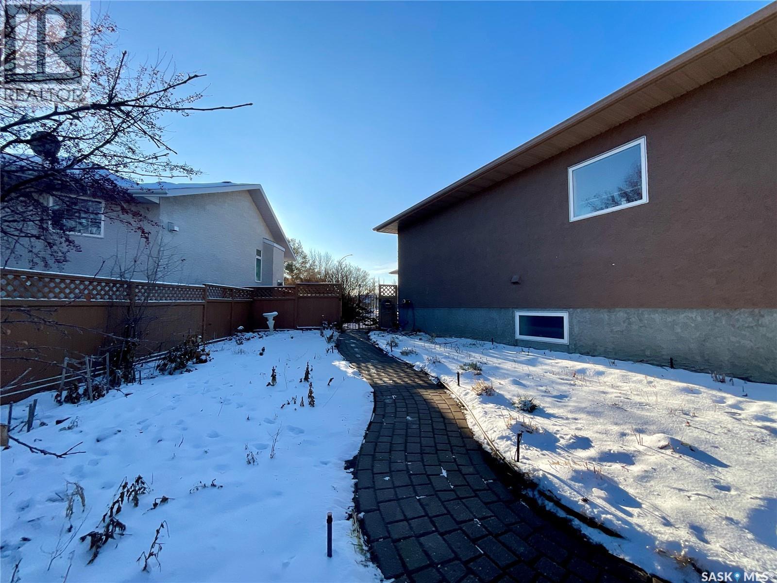 11330 Wascana Meadows, Regina, Saskatchewan  S4V 2V4 - Photo 45 - SK025427