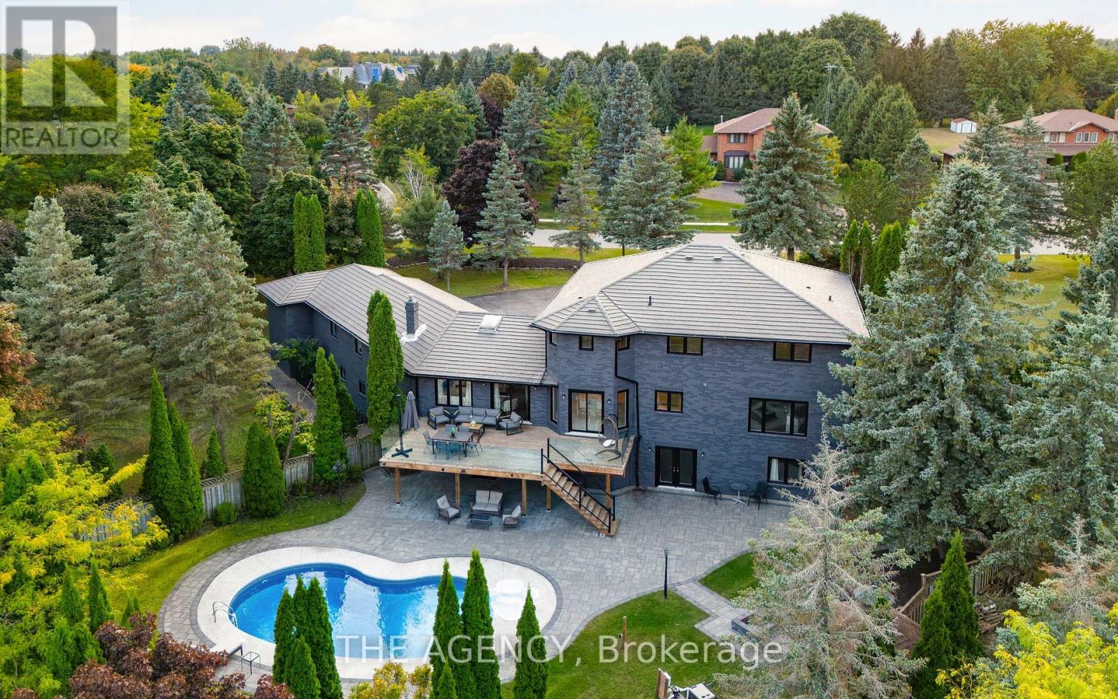 372 Burns Boulevard, King, Ontario  L7B 1E1 - Photo 36 - N12614956