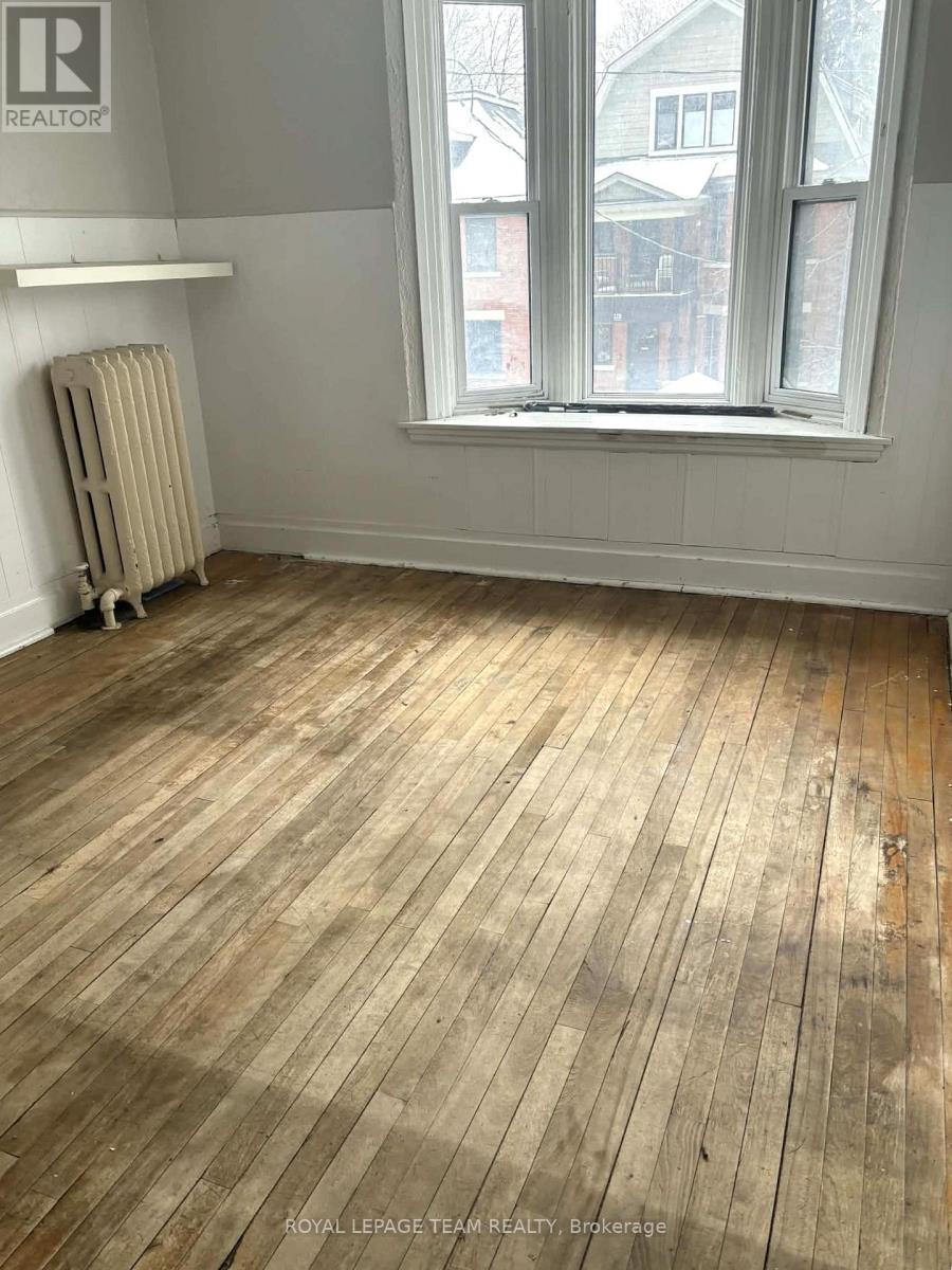 169 Holmwood Avenue, Ottawa, Ontario  K1S 2P3 - Photo 17 - X12439380