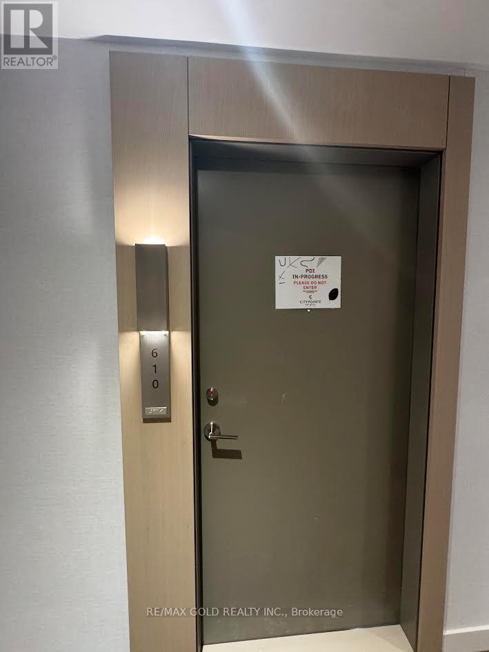 610 - 15 Skyridge Drive, Brampton, Ontario  L6P 4S3 - Photo 8 - W12614940