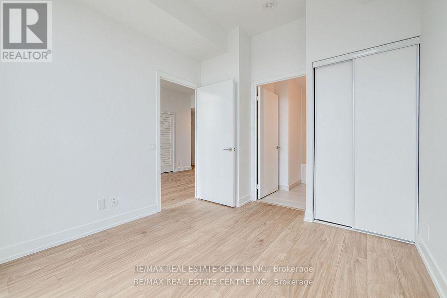 1207 - 225 Veterans Drive N, Brampton, Ontario  L7A 0B6 - Photo 16 - W12614946