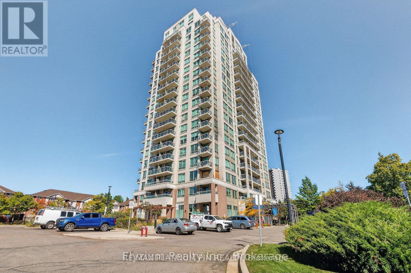 501 - 1359 Rathburn Road E, Mississauga, Ontario  L4W 5P7 - Photo 2 - W12614948