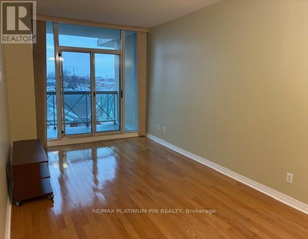 501 - 1359 Rathburn Road E, Mississauga, Ontario  L4W 5P7 - Photo 7 - W12614948