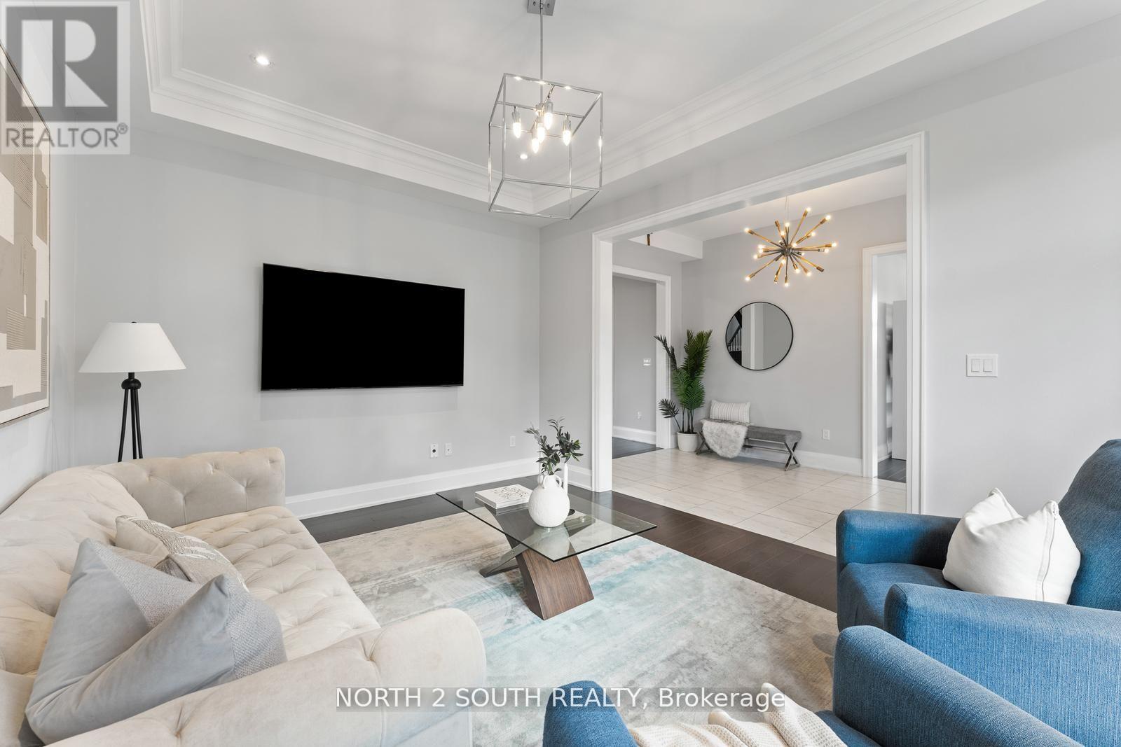 138 Degrey Drive, Brampton, Ontario  L6P 4L7 - Photo 11 - W12614950