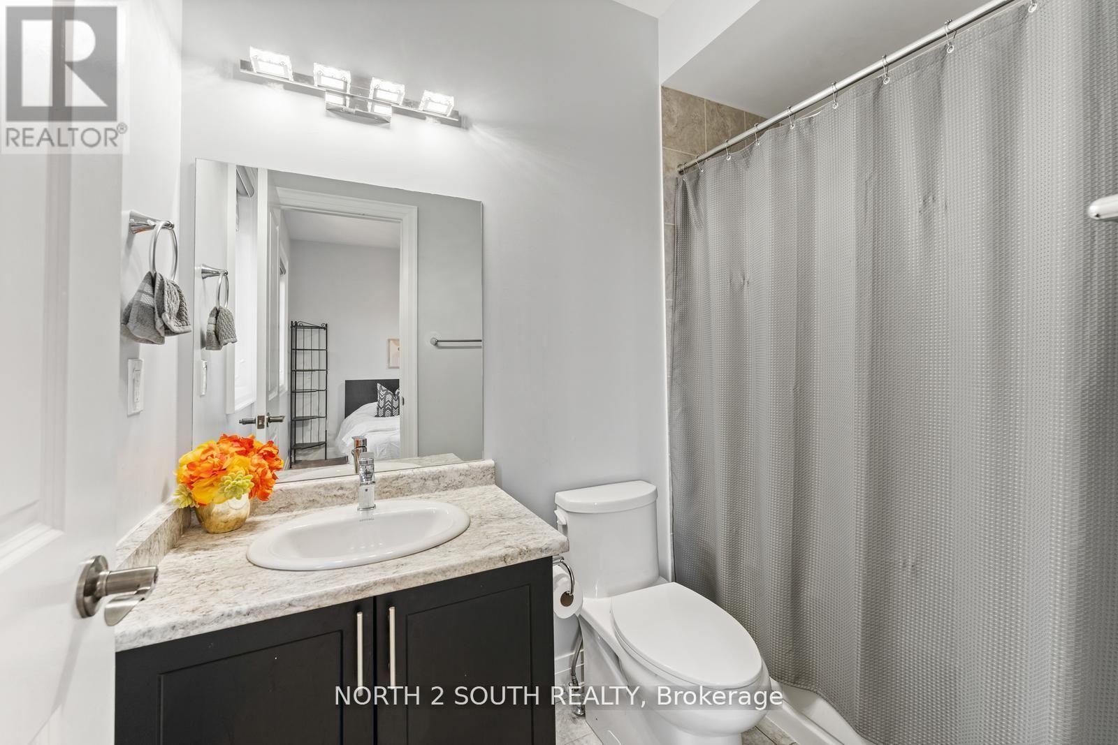 138 Degrey Drive, Brampton, Ontario  L6P 4L7 - Photo 30 - W12614950