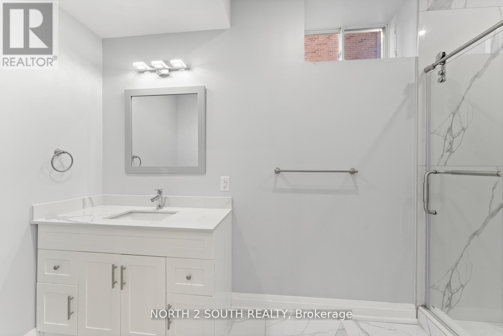 138 Degrey Drive, Brampton, Ontario  L6P 4L7 - Photo 42 - W12614950