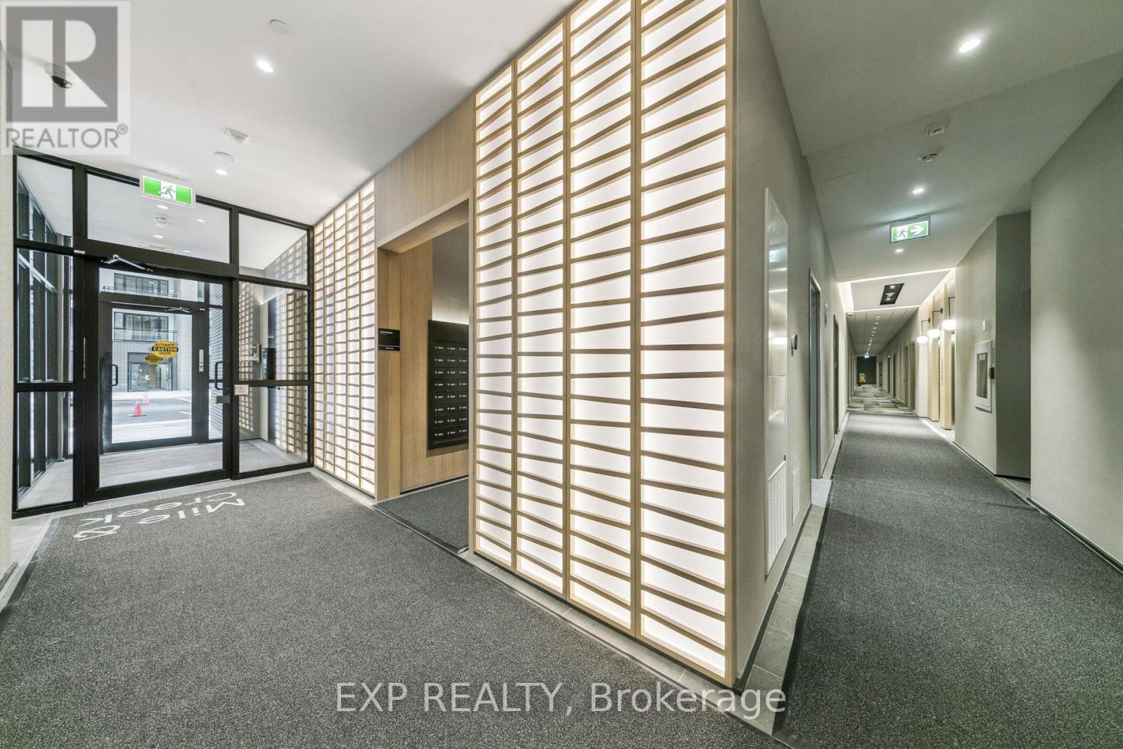 716 - 720 Whitlock Avenue, Milton, Ontario  L9E 2B5 - Photo 4 - W12614980