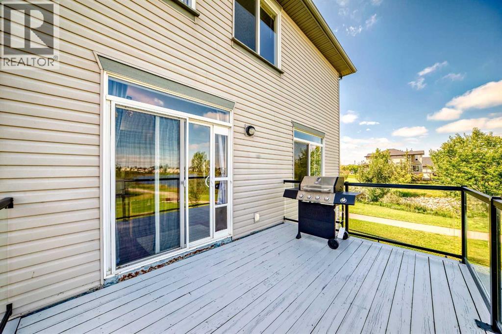 325 West Lakeview Drive, Chestermere, Alberta  T1X 1T2 - Photo 19 - A2255090