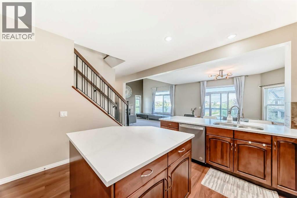 325 West Lakeview Drive, Chestermere, Alberta  T1X 1T2 - Photo 12 - A2255090