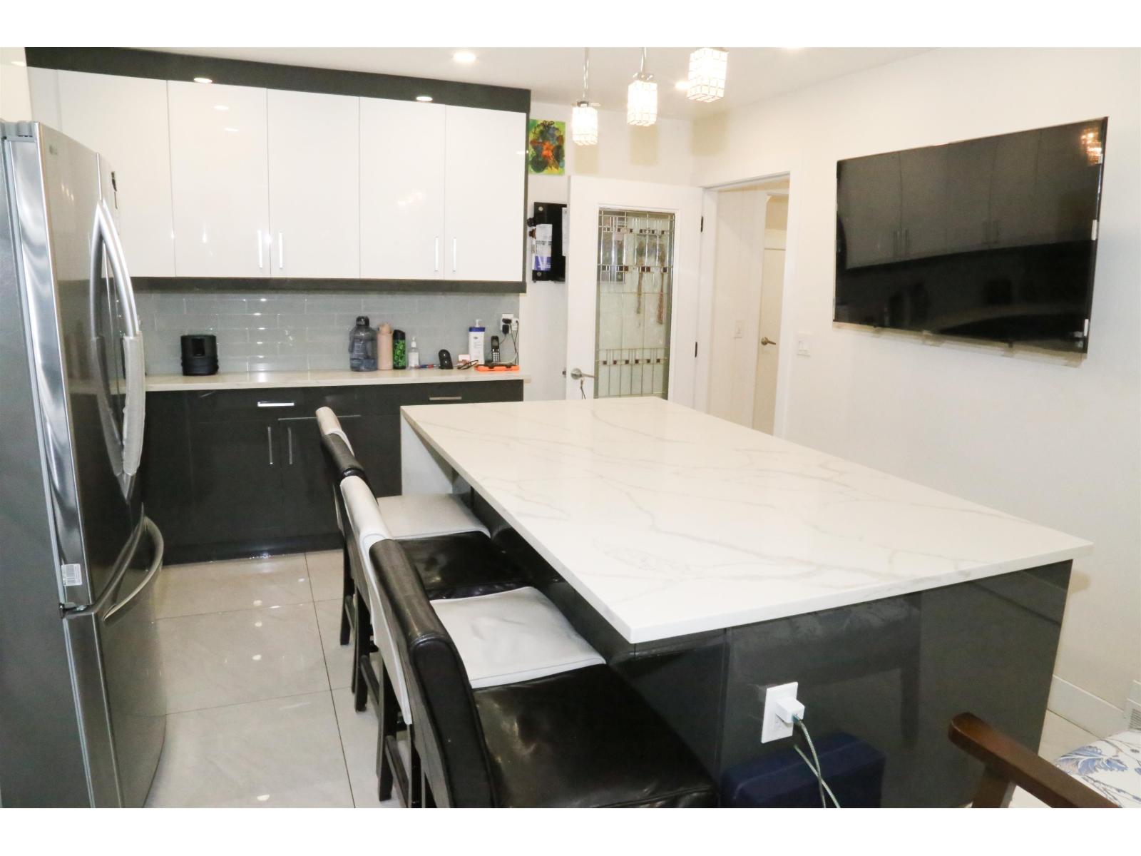 14183 72a Avenue, Surrey, British Columbia  V3W 2R2 - Photo 13 - R3069099