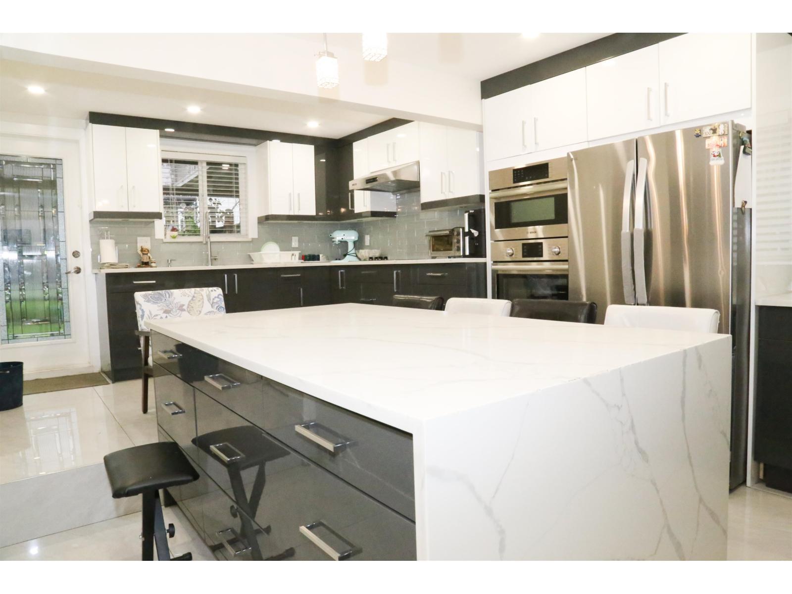 14183 72a Avenue, Surrey, British Columbia  V3W 2R2 - Photo 10 - R3069099