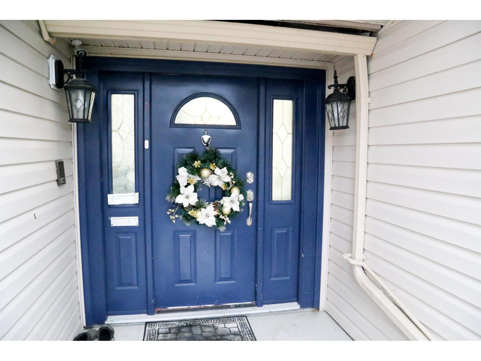 14183 72a Avenue, Surrey, British Columbia  V3W 2R2 - Photo 2 - R3069099